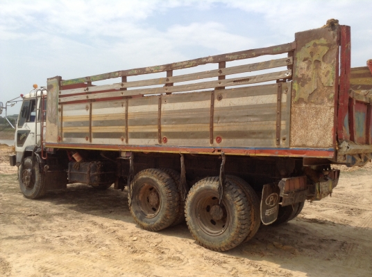 ขายไอ้หลง FN527M-A วางเครื่อง 6D16 Turbo 220 แรงม้า เกียร์ 10 สปีด คัสซีสวย ยางเต็ม รถใช้งานอยู่ทุกวัน ทะเบียนเต็มพร้อมโอนครับ