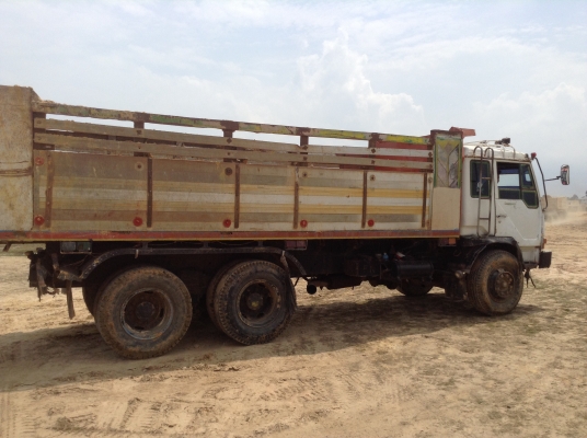 ขายไอ้หลง FN527M-A วางเครื่อง 6D16 Turbo 220 แรงม้า เกียร์ 10 สปีด คัสซีสวย ยางเต็ม รถใช้งานอยู่ทุกวัน ทะเบียนเต็มพร้อมโอนครับ