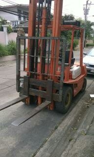 ขายรถ โฟล์ลิฟต์ สภาพพร้อมใช้งาน