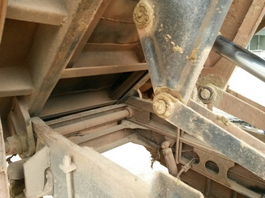 **ดาวน์ เพียง 190,000 บ.**ขาย6ล้อดั๊มสวยๆ HINO FB112 117HP WO4D เครื่องแน่น ไม่มีเยิ้ม ช่วงล่างใหญ่Fหน้า-หลัง คัสซีสวยเดิมไม่มีผุไม่มีดาม กระบะดั๊มเหล็ก5ตันยิงหลัง สภาพดี พ้นดีข้างดีไม่มีผุ หัวสวยบาง ภายในสวยคอนโซลครบ แอร์เย็น ยางดี6เส้น พร้อมใช้ พร้อมลุย **ดาวน์ เพียง 190,000 บ.**ขาย6ล้อดั๊มสวยๆ HINO FB112 117HP WO4D เครื่องแน่น ไม่มีเยิ้ม ช่วงล่างใหญ่Fหน้า-หลัง คัสซีสวยเดิมไม่มีผุไม่มีดาม กระบะดั๊มเหล็ก5ตันยิงหลัง สภาพดี พ้นดีข้างดีไม่มีผุ หัวสวยบาง ภายในสวยคอนโซลครบ แอร์เย็น ยางดี6เส้น พร้อมใช้ พร้อมลุย