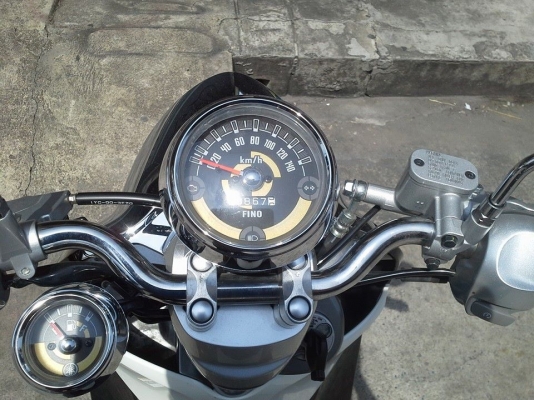 fino ปี 56 สีดำ หัวฉีด กุญแจรีโมท วิ่ง 3,000 กม.รถหลุดจำนำ เอกสารครบทั้งบัตรประชาชน สำเนาหน้าเล่ม เครื่องเยี่ยม แน่นๆเงียบกริบ