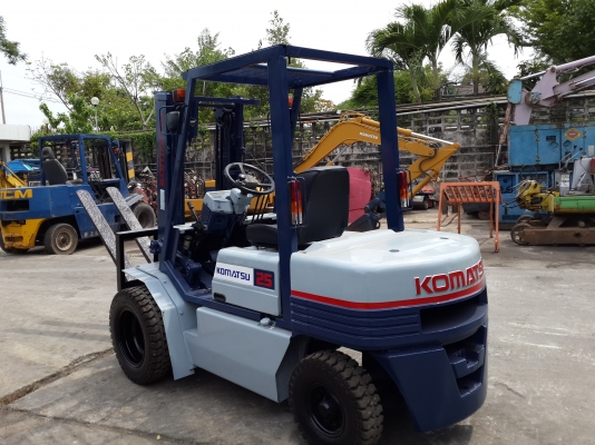 ขาย รถยก KOMATSU 2.5ตัน (ดีเซล) รุ่น FD25-11- มือสองญี่ปุ่น ขาย รถยก KOMATSU 2.5ตัน (ดีเซล) รุ่น FD25-11- มือสองญี่ปุ่น
