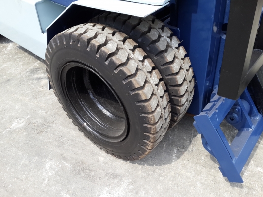 ขาย รถยก KOMATSU 2.5ตัน (ดีเซล) รุ่น FD25-11- มือสองญี่ปุ่น ขาย รถยก KOMATSU 2.5ตัน (ดีเซล) รุ่น FD25-11- มือสองญี่ปุ่น