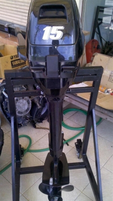 เครื่องเรือ ซูซูกิ 15แรงม้า 2จังหวะ ป้ายแดง ใช้มาไม่เกิน 20นาที 43500 บาท