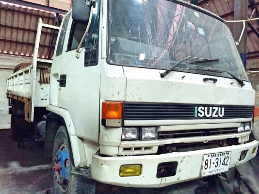 6ล้อ ISUZU 175 แรงม้า Rocky ไม่มีเทอร์โบ