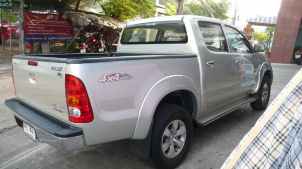 Toyota Hilux Vigo 4WD Doublecab 3.0 G AT ปี 2008