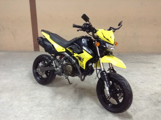 ขาย!!! KSR ตัวใหม่ ล้อแม็ก ปี54 รถเครื่องดีคับ ทะเบียนครบ ภาษีไม่หมด