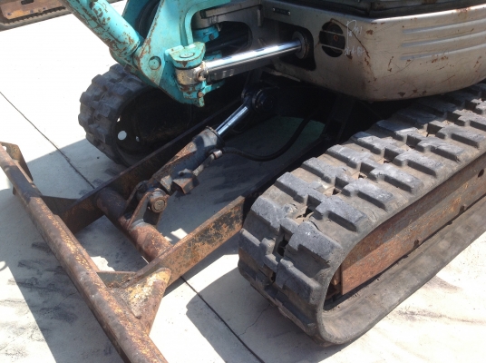 ขายรถแบคโฮ KOBELCO SK25SR แทร็กเหล็ก มือสองญี่ปุ่น