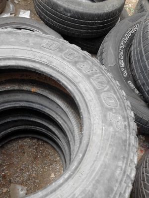 235/70R15 DUNLOP GRAND TREK  มีชุด 4 เส้น TEL.081-427-3941