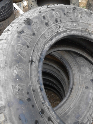 235/70R15 DUNLOP GRAND TREK  มีชุด 4 เส้น TEL.081-427-3941