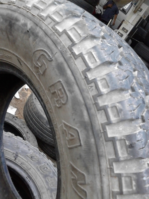 235/70R15 DUNLOP GRAND TREK  มีชุด 4 เส้น TEL.081-427-3941