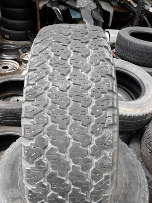 235/70R15 DUNLOP GRAND TREK  มีชุด 4 เส้น TEL.081-427-3941