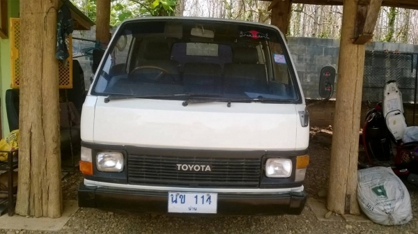 ขายรถตู้ไฮเอท เปิดบานข้าง 50,000