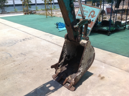 ขายรถแบคโฮ  KOMATSU PC40-7 แทร็กเหล็ก มือสองญี่ปุ่น