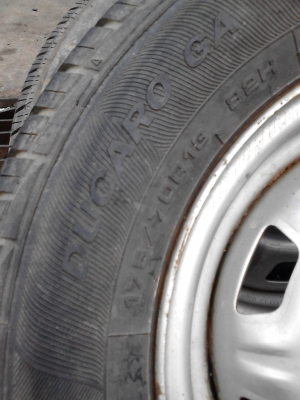 ล้อ ขอบ 13   175/70R13  มี 4 ล้อ  TEL.081-427-3941