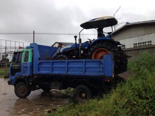 แทรกเตอร์แชมป์ YTO 454  4 WD 2 เพลา สภาพดี เดิมๆ ตัวเปล่า..ทำงาน 435 ชั่วโมง