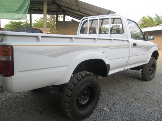 ขาย โตโยต้า ไมตี้ X  4WD  ช่วงล่าง  LN 106 แท้ทั้งชุด สภาพสวย