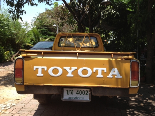 ขายกระบะ TOYOTA RN 25