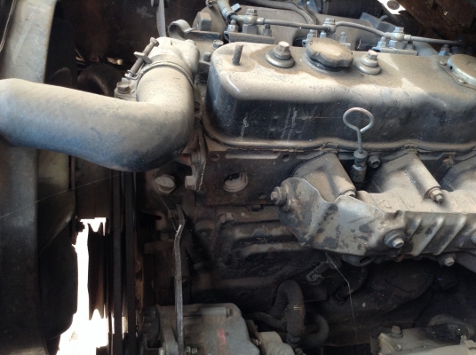 ขาย 6 ล้อ ISUZU KS เครื่อง 4BE1 ฝาดำ 110 แรงม้า คัสซีสวยเดิมตลอดเส้น มีหลังคาพร้อมเบาะโดยสาร เอกสารทะเบียนเต็มพร้อมโอน