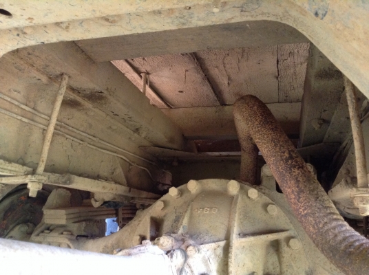 ขาย 10 ล้อ เพลาเดียว ISUZU JCM เครื่อง 6BD1 165 แรงม้า คัสซีสวยจัดไม่มีบวม กระบะสวยเดิม หัวเก๋งเก็บสีนิดหน่อยสวยเลย ทะเบียน  ม.79 ราคาต่อรองได้อีกครับ