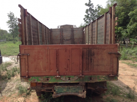 ขาย 10 ล้อ เพลาเดียว ISUZU JCM เครื่อง 6BD1 165 แรงม้า คัสซีสวยจัดไม่มีบวม กระบะสวยเดิม หัวเก๋งเก็บสีนิดหน่อยสวยเลย ทะเบียน  ม.79 ราคาต่อรองได้อีกครับ