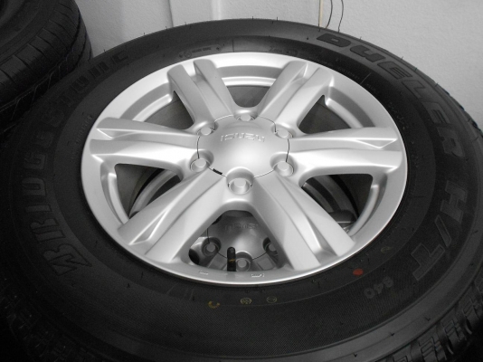 ขายล้อแม็ก ISUZU MU-X ขอบ 17 พร้อมยาง Bridgestone ปลายปี 13/เทิร์นได้-ใส่ฟรีค่ะ