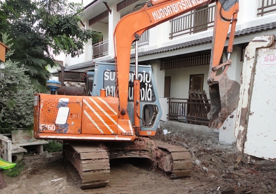 ขาย HITACHI EX60-2 รถพร้อมใช้งาน ขายเพราะระดมทุนซื้อรถ