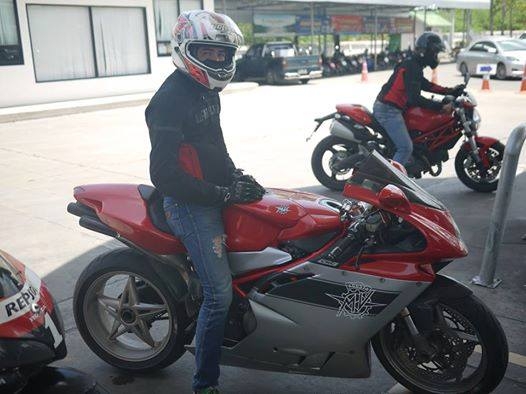 ขายรถเทพๆหายากแรงม้าเยอะๆ Mv Agusta f4
