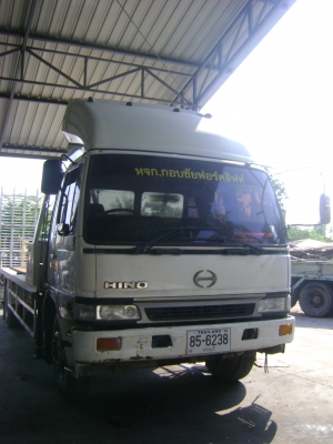 ขายรถ 6 ล้อ กะบะบรรทุกพื้นเรียบท้ายลาดยาว 7.20 เมตร ติดวินซ์ ขาช้าง