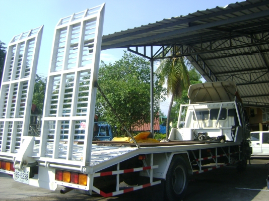 ขายรถ 6 ล้อ กะบะบรรทุกพื้นเรียบท้ายลาดยาว 7.20 เมตร ติดวินซ์ ขาช้าง