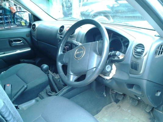 ISUZU DMAX 2.5HILANDER GOld ปี51 วิ่งน้อย แสนหนึ่งหมื่นโล ภาษีเต็ม เล่มพร้อมชุดโอน