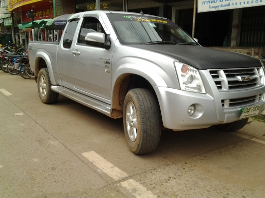 ISUZU DMAX 2.5HILANDER GOld ปี51 วิ่งน้อย แสนหนึ่งหมื่นโล ภาษีเต็ม เล่มพร้อมชุดโอน