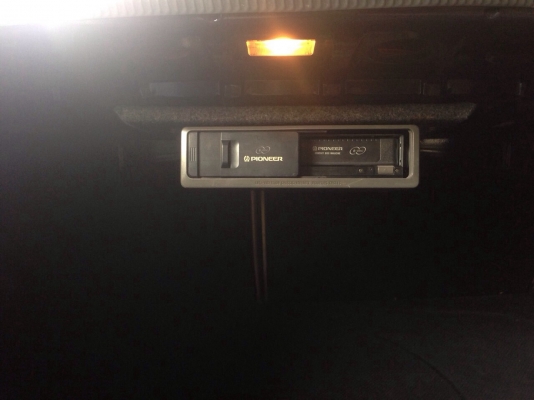 ขายรถเก่ง VOLKSWAGEN, PASSAT 2.0 GL สภาพพร้อมใช้งาน ราคาถูกๆ (ขายแล้ว)