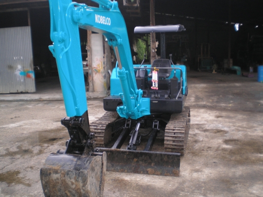 ขายแบคโฮ KOBELCO SK 032   พร้อมใช้งาน  สภาพเดิม