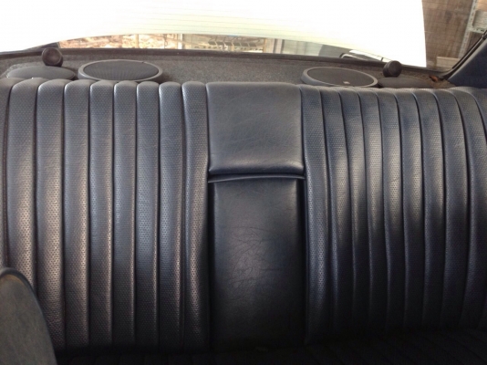 ขายรถรุ่นเก่าน่าสะสม BENZ 300 D สภาพสวยๆ พร้อมใช้งาน สนใจมาคุยกัน (ขายแล้ว) ขายรถรุ่นเก่าน่าสะสม BENZ 300 D สภาพสวยๆ พร้อมใช้งาน สนใจมาคุยกัน (ขายแล้ว)