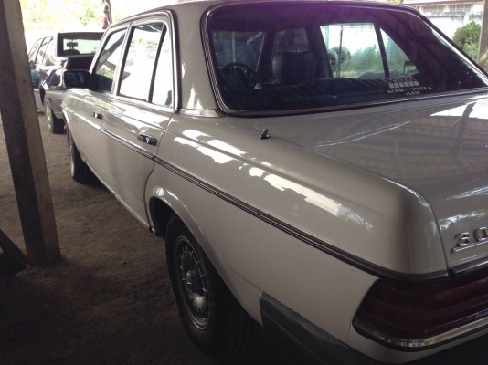 ขายรถรุ่นเก่าน่าสะสม BENZ 300 D สภาพสวยๆ พร้อมใช้งาน สนใจมาคุยกัน (ขายแล้ว) ขายรถรุ่นเก่าน่าสะสม BENZ 300 D สภาพสวยๆ พร้อมใช้งาน สนใจมาคุยกัน (ขายแล้ว)