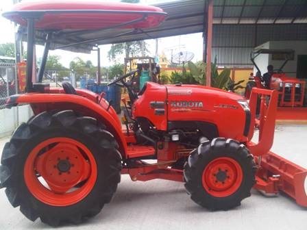 ขายรถไถ Kubota L 3608 (4WD) รถไร่ 100\%พร้อมดันหน้าช้าง