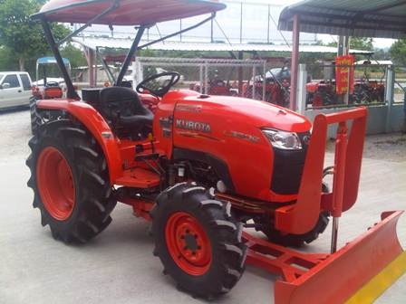 ขายรถไถ Kubota L 3608 (4WD) รถไร่ 100\%พร้อมดันหน้าช้าง