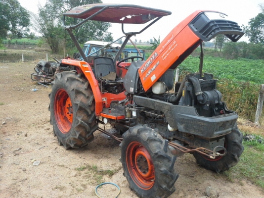 ขายคูโบต้า L 4508 di พร้อมส่งคับจบไปในราคา225000
