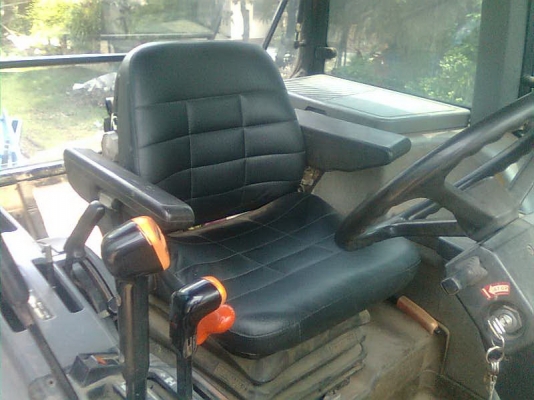 ขายฟอร์ด 7740 สองเพลารถบ้านพร้อมใช้ แอร์เย็น