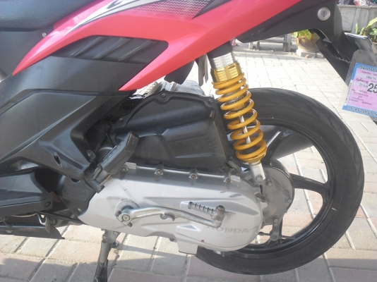 click-iล้อแม๊กปี53รถบ้านเครื่องดีสีสวยเอกสารครบ/โอนลอย