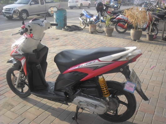 click-iล้อแม๊กปี53รถบ้านเครื่องดีสีสวยเอกสารครบ/โอนลอย