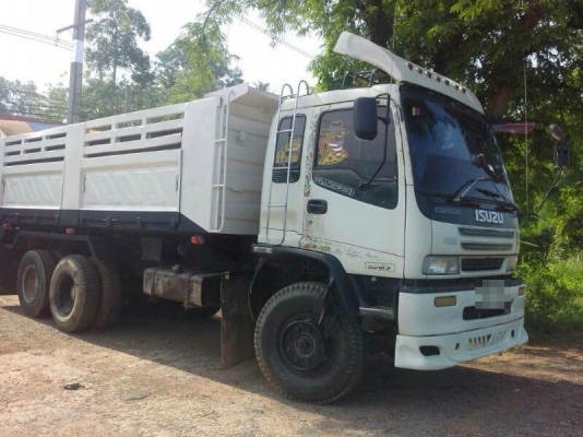 รถอีซูซุ 10 ล้อดั้ม 270 แรงม้า. ปี 40 ( ตัวแรก ) สนใจติดต่อ 081 - 6079515 รถอีซูซุ 10 ล้อดั้ม 270 แรงม้า. ปี 40 ( ตัวแรก ) สนใจติดต่อ 081 - 6079515