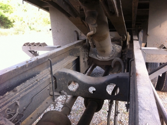 ขาย 6 ล้อดั้ม FF3HMLA เครื่อง195 แรง ยาว 6.50 เมตร สภาพสวยพร้อมใช้ ขาย 6 ล้อดั้ม FF3HMLA เครื่อง195 แรง ยาว 6.50 เมตร สภาพสวยพร้อมใช้