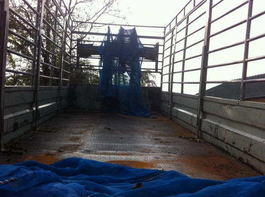 ขาย 6 ล้อดั้ม FF3HMLA เครื่อง195 แรง ยาว 6.50 เมตร สภาพสวยพร้อมใช้ ขาย 6 ล้อดั้ม FF3HMLA เครื่อง195 แรง ยาว 6.50 เมตร สภาพสวยพร้อมใช้