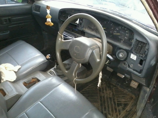 ***ขายแล้วครับขอบคุณ Truck2hand ขายกระบะแค็ปสภาพดี ราคาเบาๆ TOYOTA ไมตี้เอ็กซ์ 2.5 ปี37/94 เครื่องเดิมเกียร์เดิม เครื่อง2L แน่นดี แรงดีไม่เยิ้ม ช่วงล่างดีคัสซีสวยเดิม ไม่มีปะไม่มีดาม กระบะดีพื้นดี ลอนยังสวย ตำหนิฝาท้าย บุบหน่อย ภายในเก๋งสวย คอนโซลครบ พ.ธร