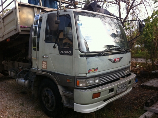 ขาย 6 ล้อดั้ม FF3HMLA เครื่อง195 แรง ยาว 6.50 เมตร สภาพสวยพร้อมใช้ คลัชซีสวยไม่มีผุ เครื่องแน่น กระบอกดั้ม 8 ตัน