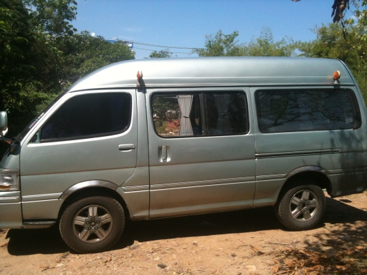 รถตู้โตโยต้า VIP ปี 2003 พร้อมใช้พร้อมโอน เบาะครบ ประตูเปิด2ด้าน