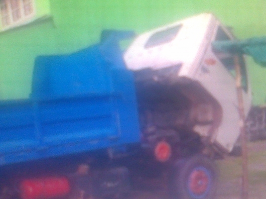 หกล้อดั้ม อีซูซุ100แรงๆสภาพพร้อมใช้ ทะเบียนพร้อม ภาษีไม่ขาด รถใช้งานได้ดี ราคาต่อรองได้ครับ