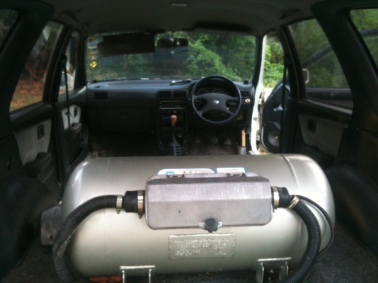 นิสสัน NV แวน สีขาว ทะเบียนไม่ขาดต่อ LPG พร้อมโอนพร้อม 49,000